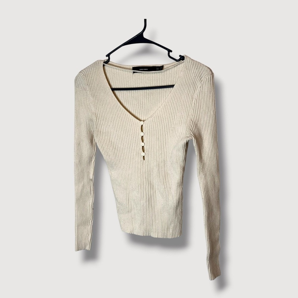 Vero Moda Cream Cropped Long Sleeve Sweater Size Small